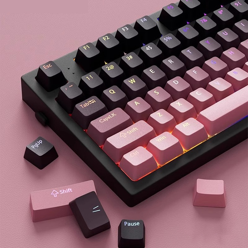 Gaming Keyboard No Rgb - 134 tasti sfumati Lucky Red RGB