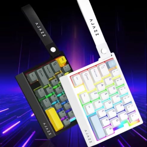 Tastiera da Gaming Cablata AK0 - Gaming Keyboard Hand recensione e prezzo