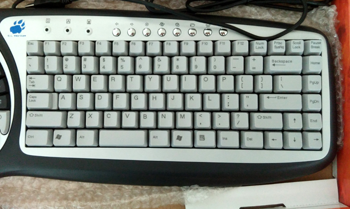 Tastiera da gioco professional - Gaming Keyboard Hand recensione e prezzo